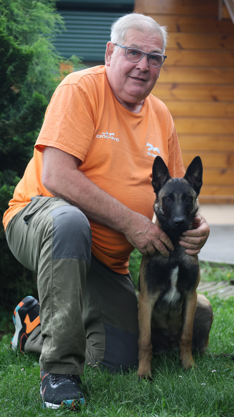 Du domaine saint loup - 5 mois le 14 juin 2026 pour les chiots PUMA / URTON !